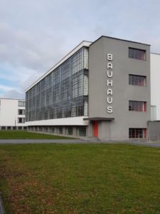 Bauhaus Dessau Hauptgebäude Schule